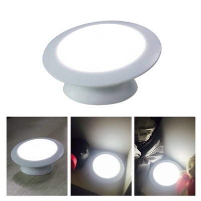CC rotabile senza cordone 5.0V della luce notturna del rivelatore di moto con il sensore di moto di PIR